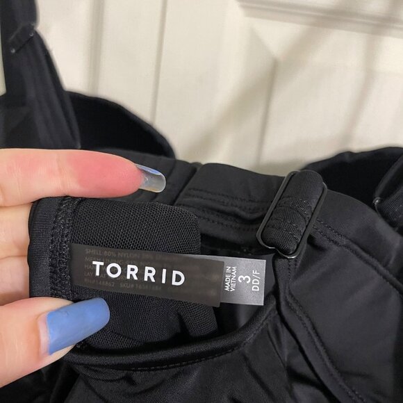 Torrid Womens Black NWT Underwire Ruched Retro Mid-Length Swim Dress 3X DD/F - Picture 4 of 12